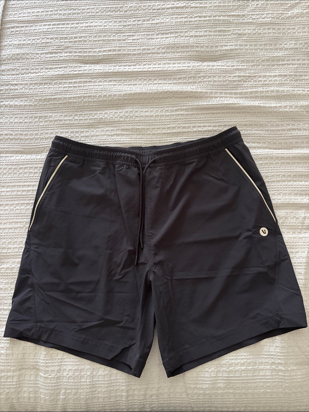 Men’s Vuori Crosscut Short Unlined 7” XL